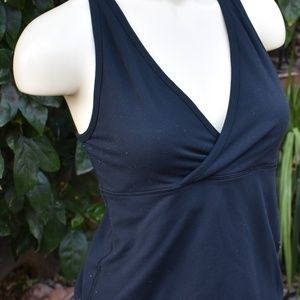 LULULEMON BLACK TANK TOP WITH BRA SZ 6